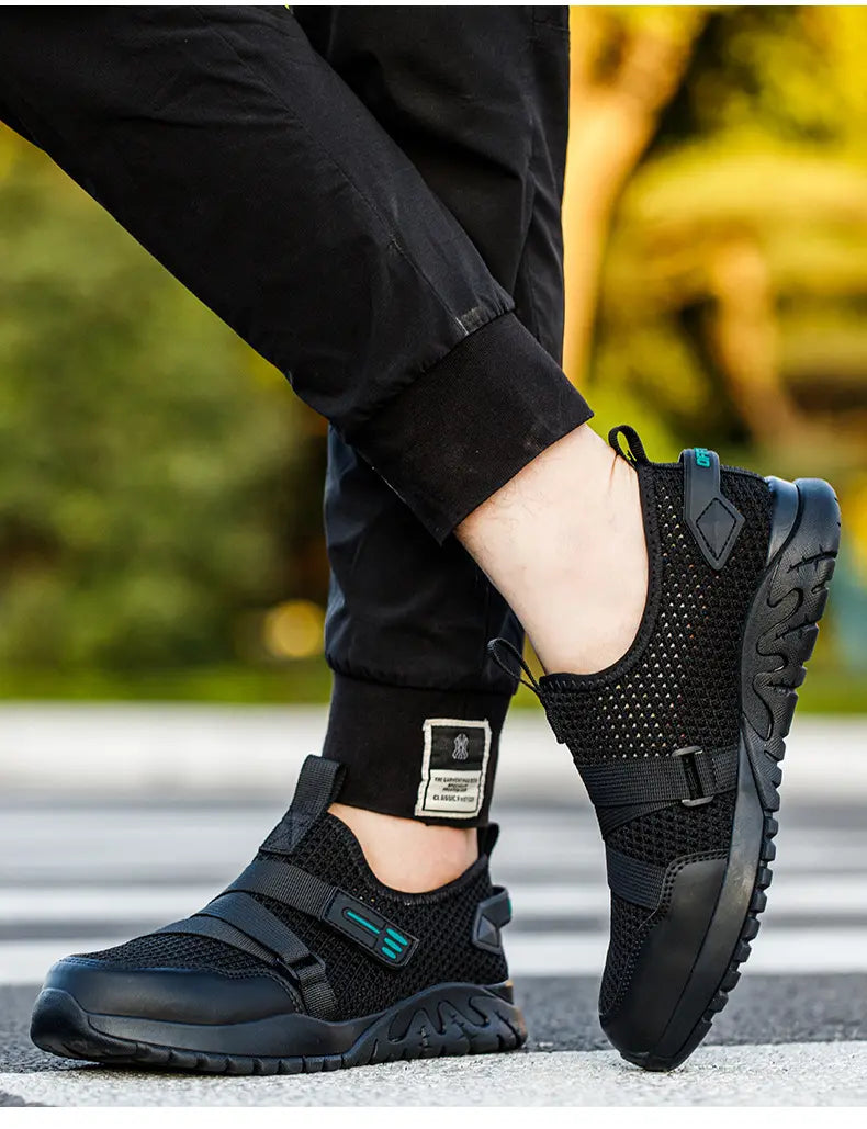 Shoes Safety Woman Summer Breathable Labor Protection Shoes Fly Weave Anti-smash And Puncture Safety Shoes Steel Toe Work Boots